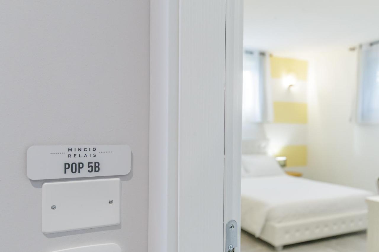カステルヌオーヴォ・デル・ガルダ Mincio Relais Bed & Breakfast エクステリア 写真
